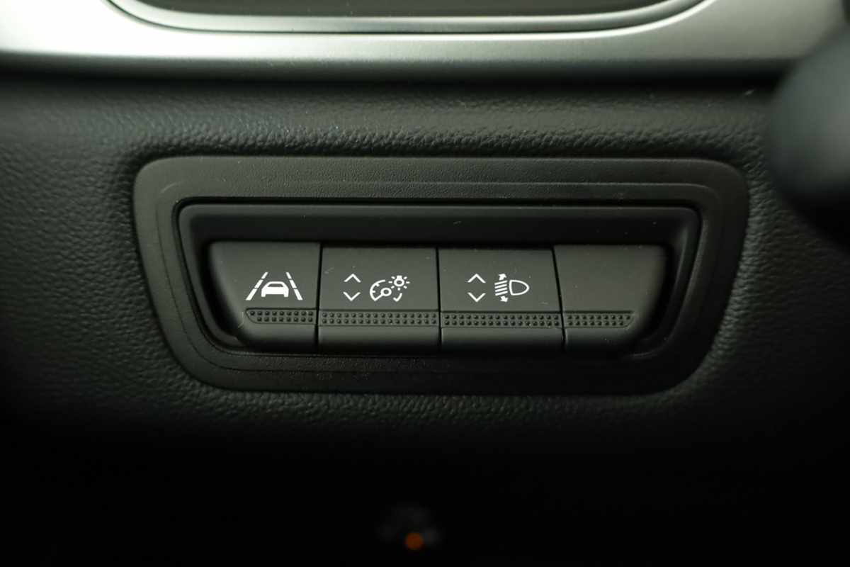 renault-captur-2023-gpl-999cc