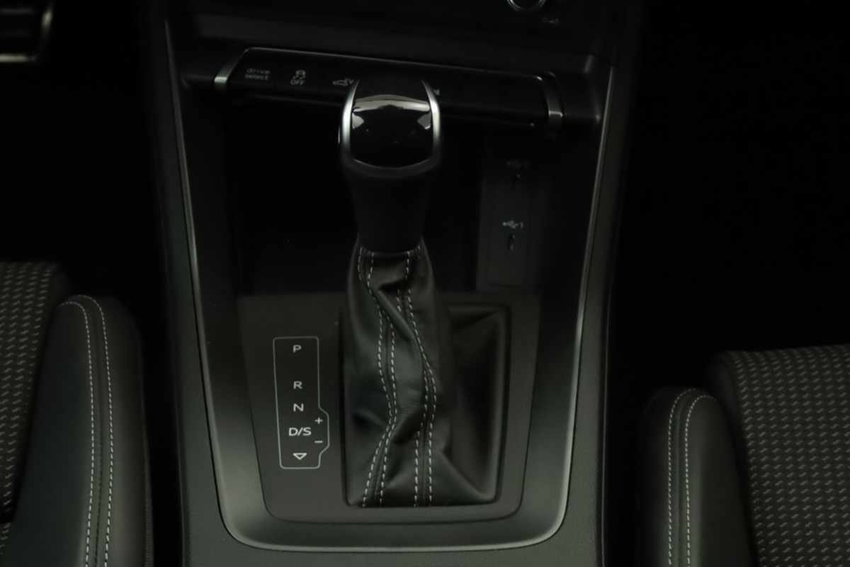 audi-q3-2024-hibrido-a-gasolina-1395cc