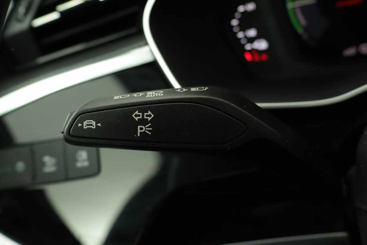 audi-q3-2024-hibrido-a-gasolina-1395cc