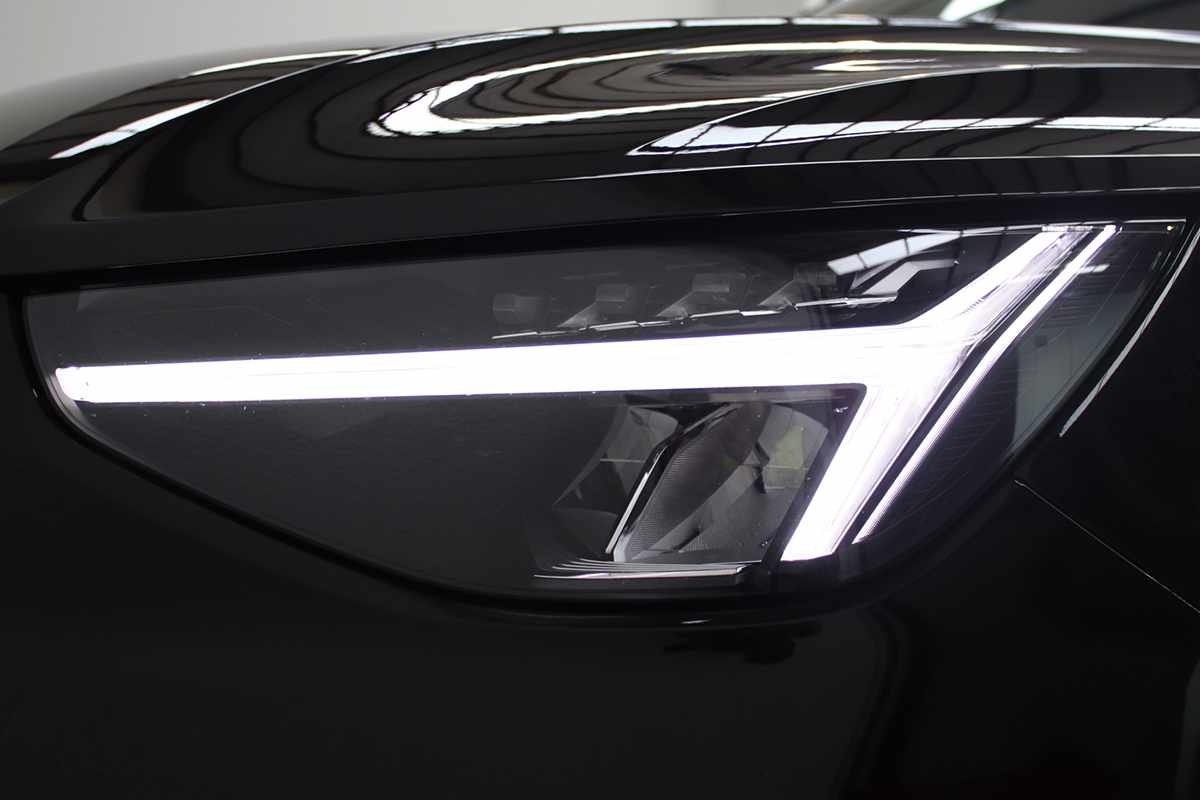volvo-xc40-2024-gasolina-1477cc