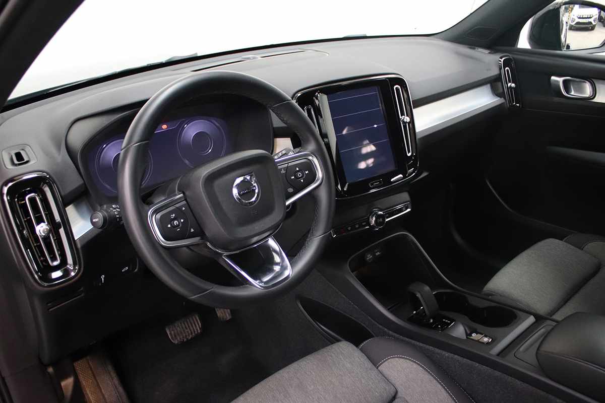 volvo-xc40-2024-gasolina-1477cc