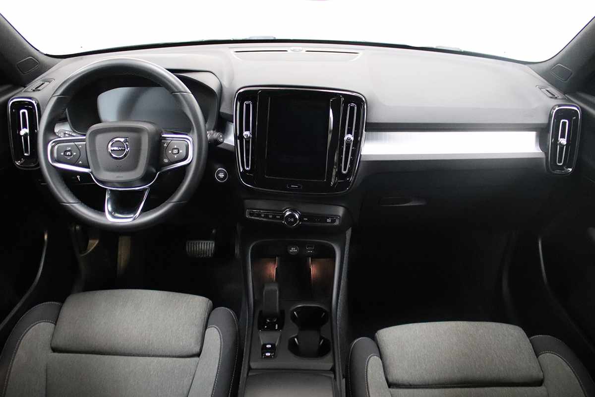 volvo-xc40-2024-gasolina-1477cc