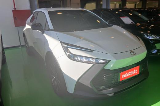 toyota-c-hr-2025-hibrido-a-gasolina-1998cc