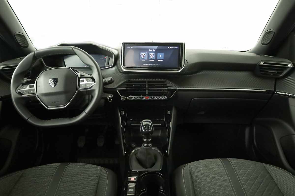 peugeot-2008-2024-gasolina-1199cc
