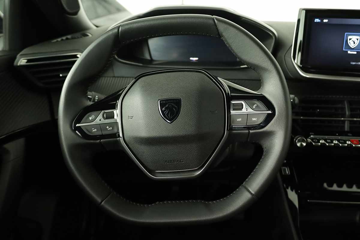 peugeot-2008-2024-gasolina-1199cc