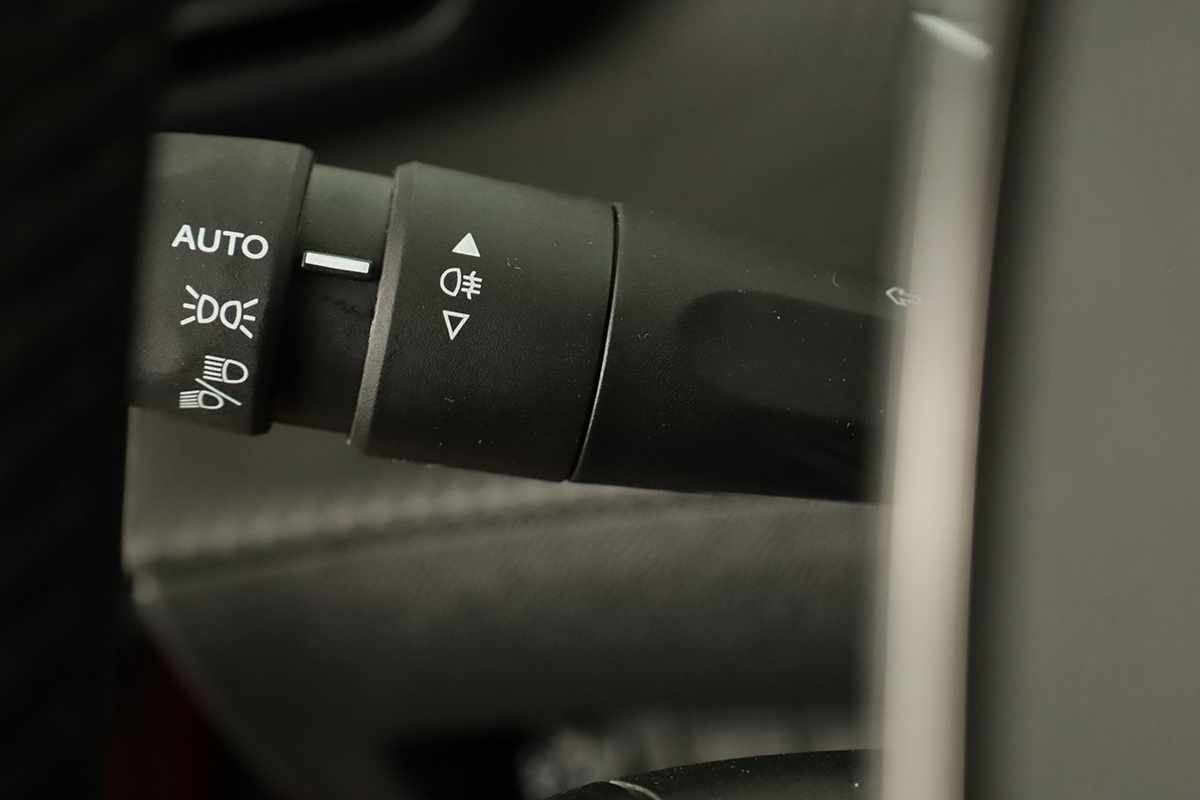 peugeot-2008-2024-gasolina-1199cc
