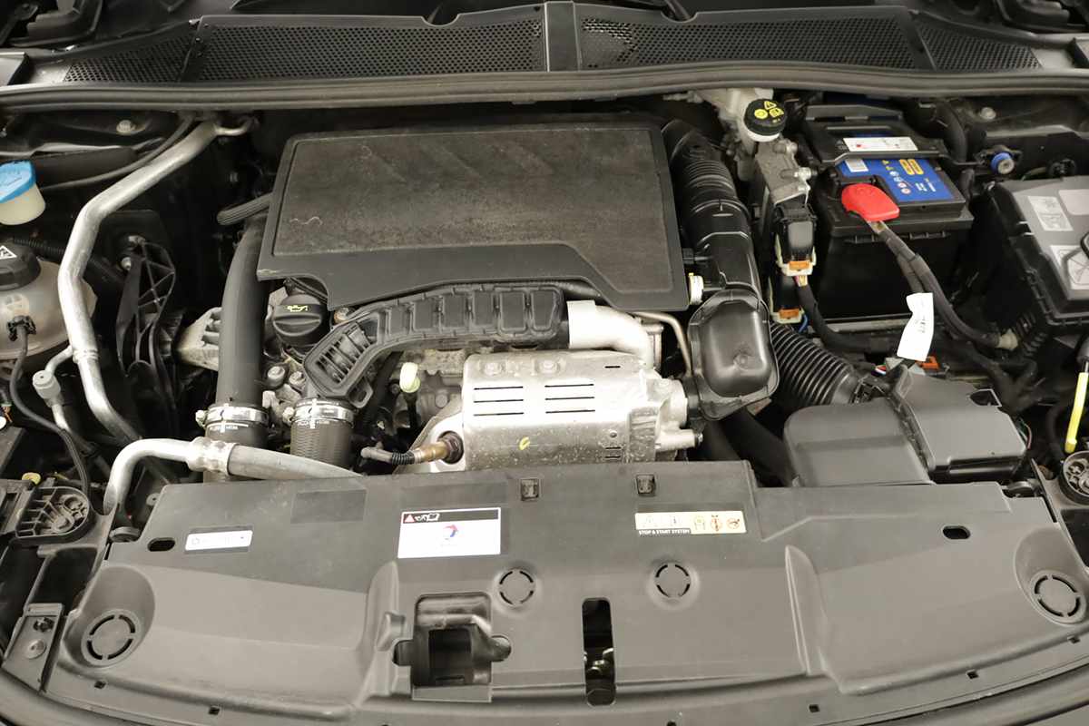peugeot-308-2024-gasolina-1199cc