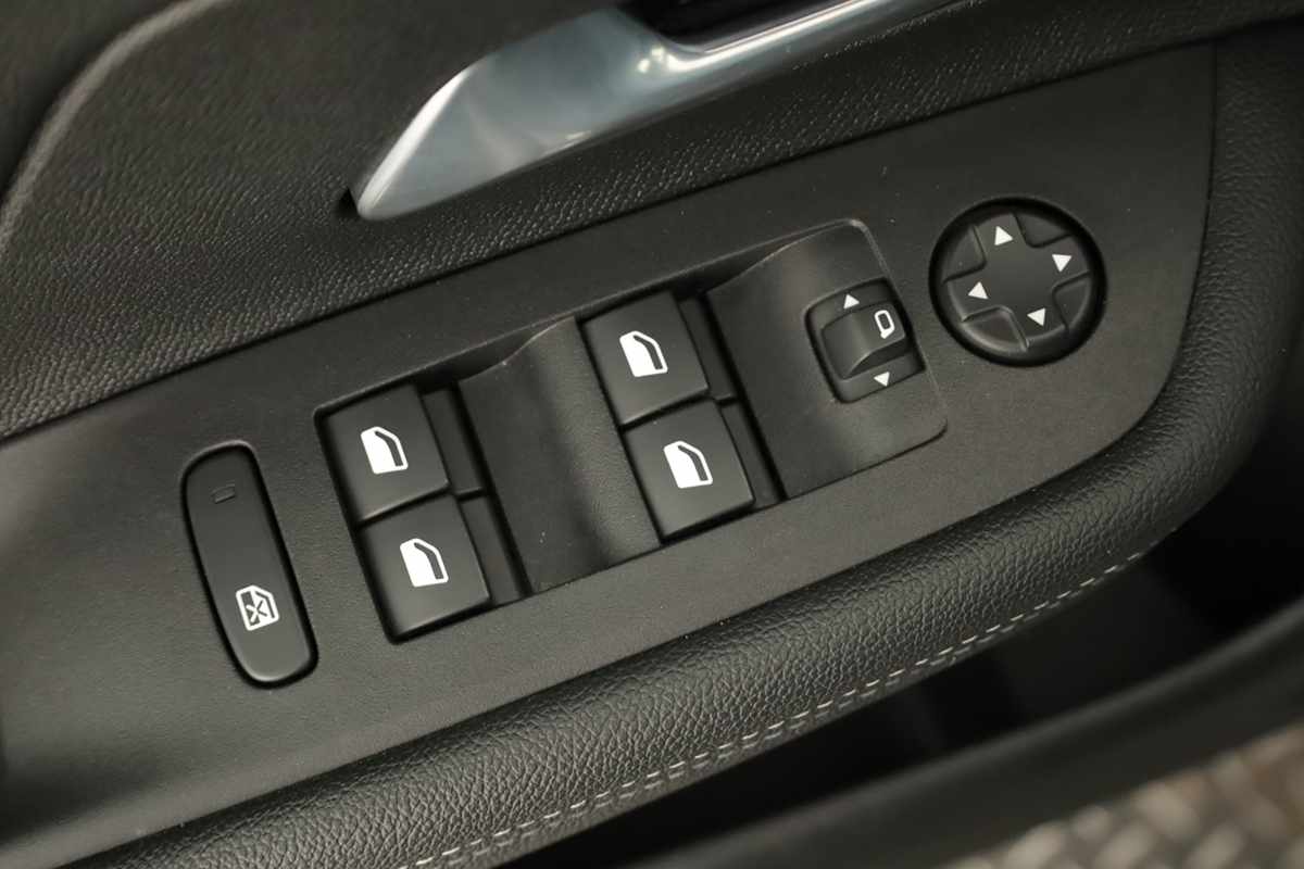 opel-mokka-2025-gasolina-1199cc