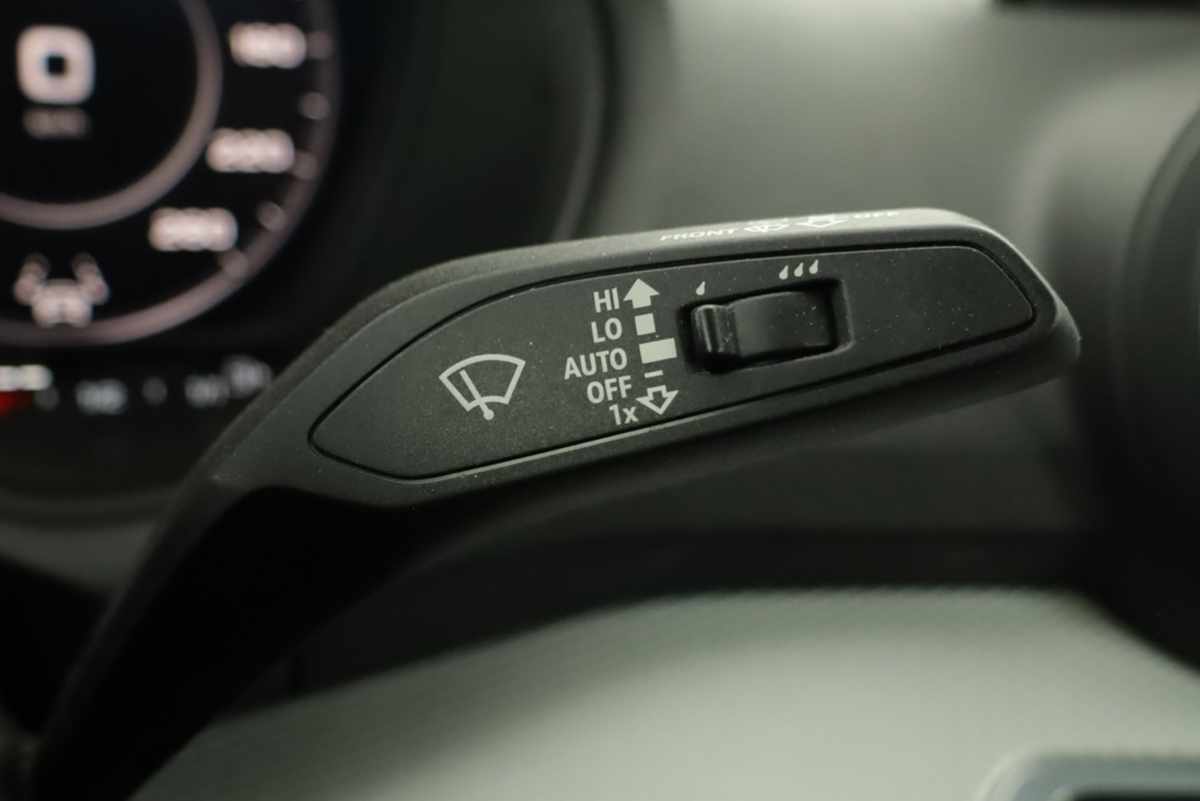 audi-q2-2023-gasolina-1498cc