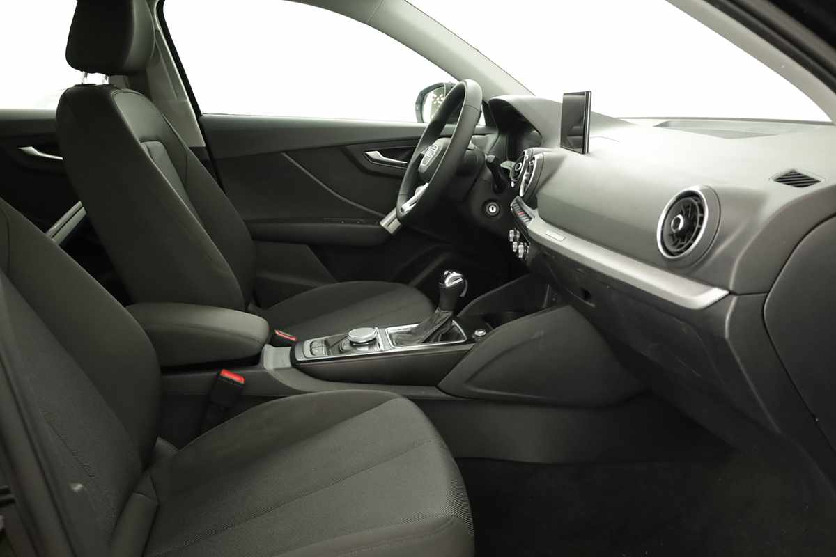 audi-q2-2023-gasolina-1498cc
