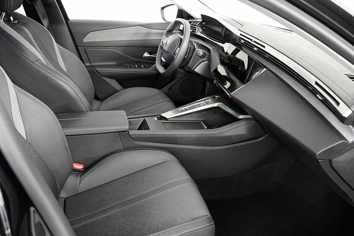 peugeot-308-sw-2024-gasolina-1199cc