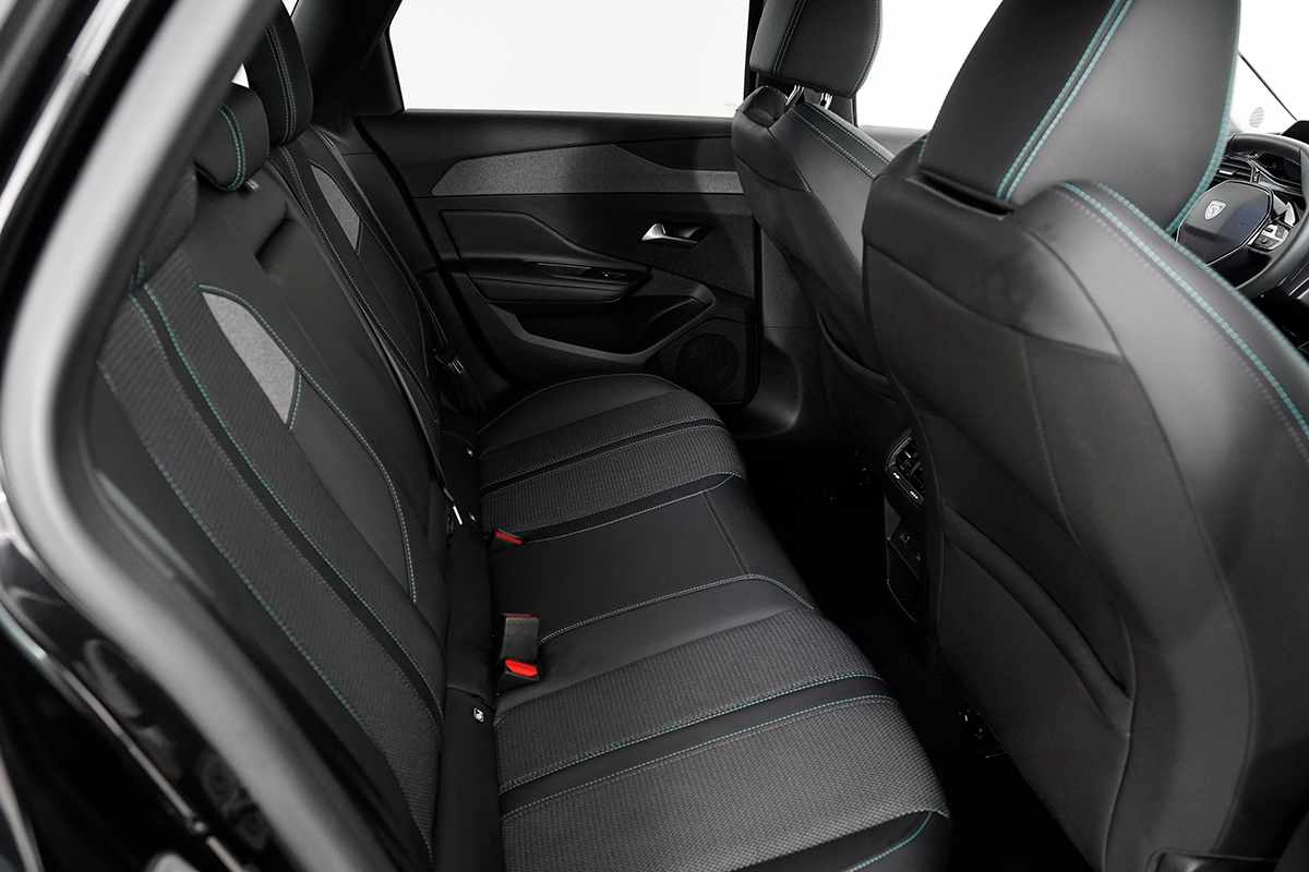 peugeot-308-sw-2024-gasolina-1199cc