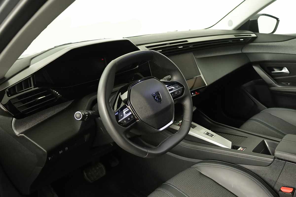 peugeot-308-2023-hibrido-a-gasolina-1598cc