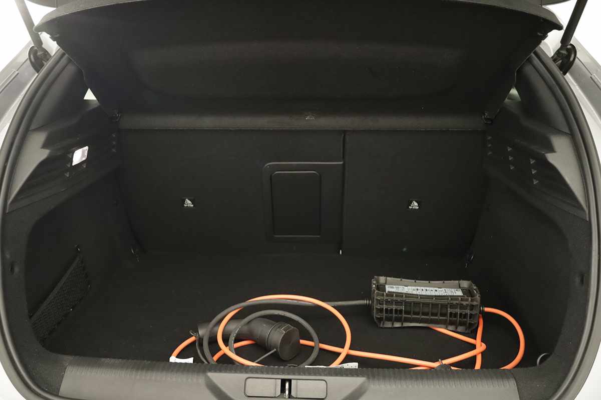 peugeot-308-2023-hibrido-a-gasolina-1598cc