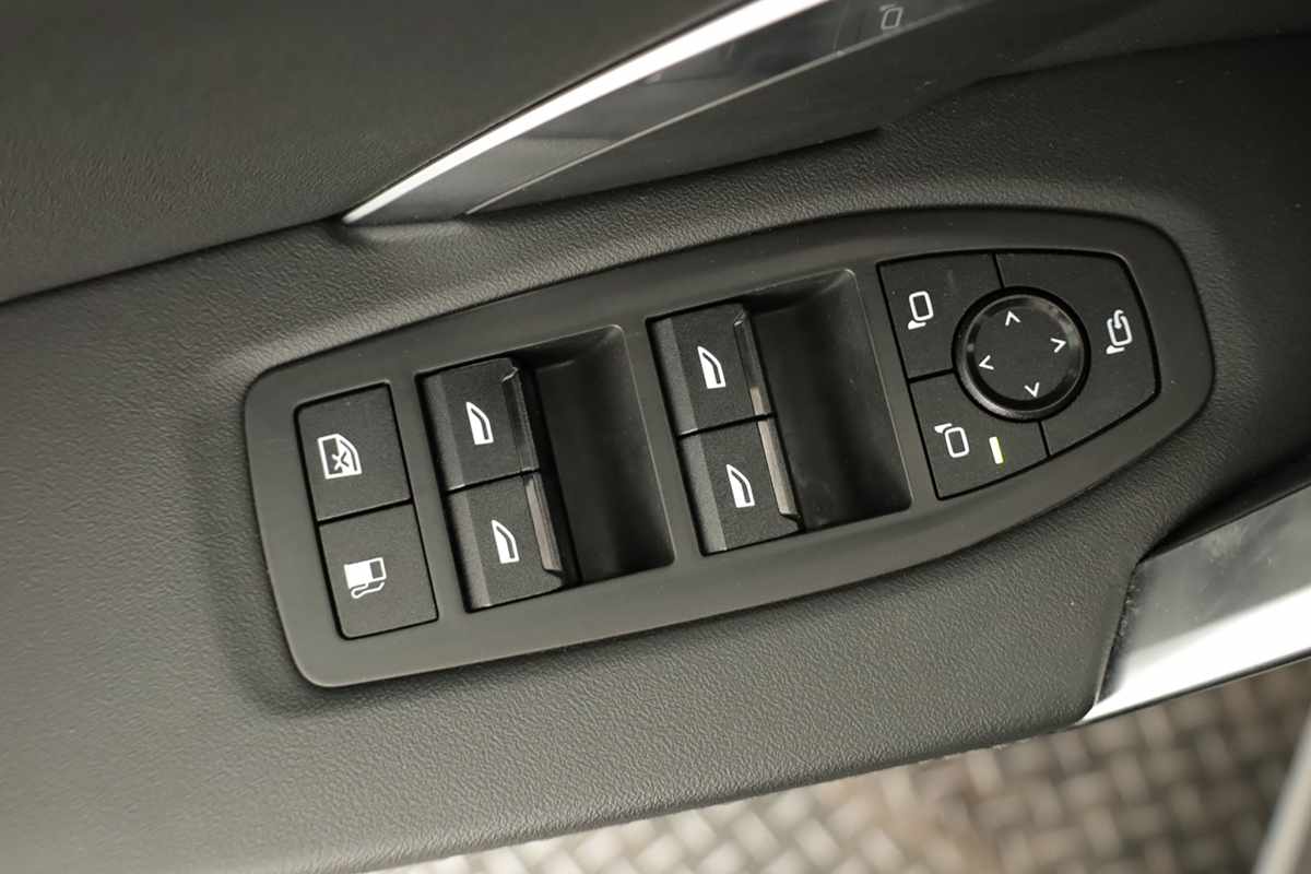 bmw-x1-2025-hibrido-a-gasolina-1499cc
