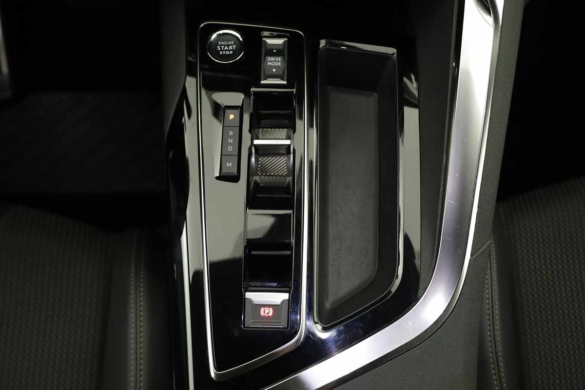 peugeot-3008-2024-gasolina-1199cc