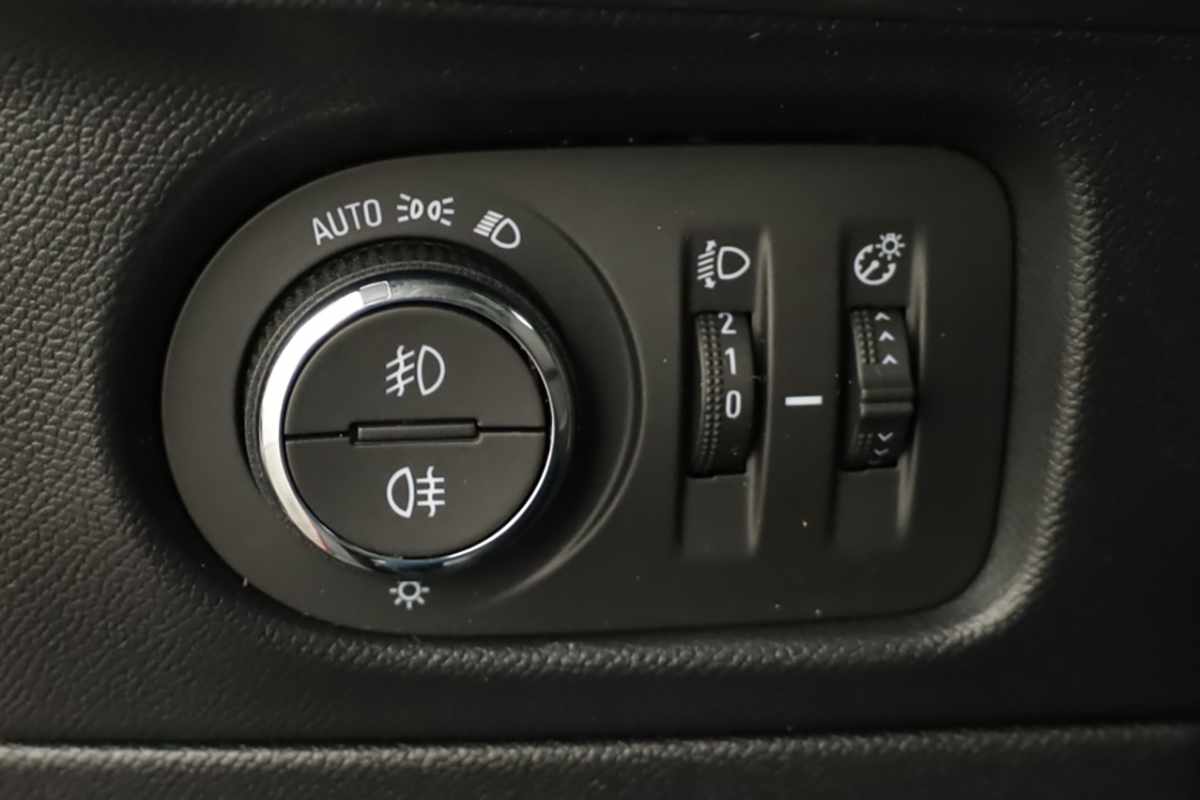 opel-mokka-2024-gasolina-1199cc