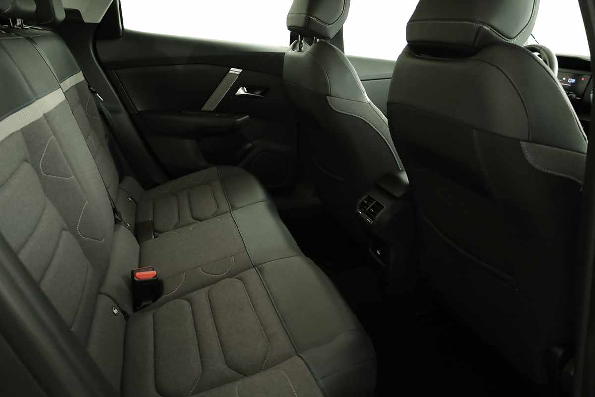 citroen-c4-2024-gasolina-1199cc