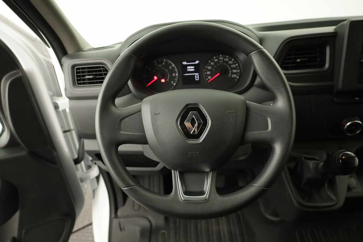renault-master-2024-diesel-2299cc
