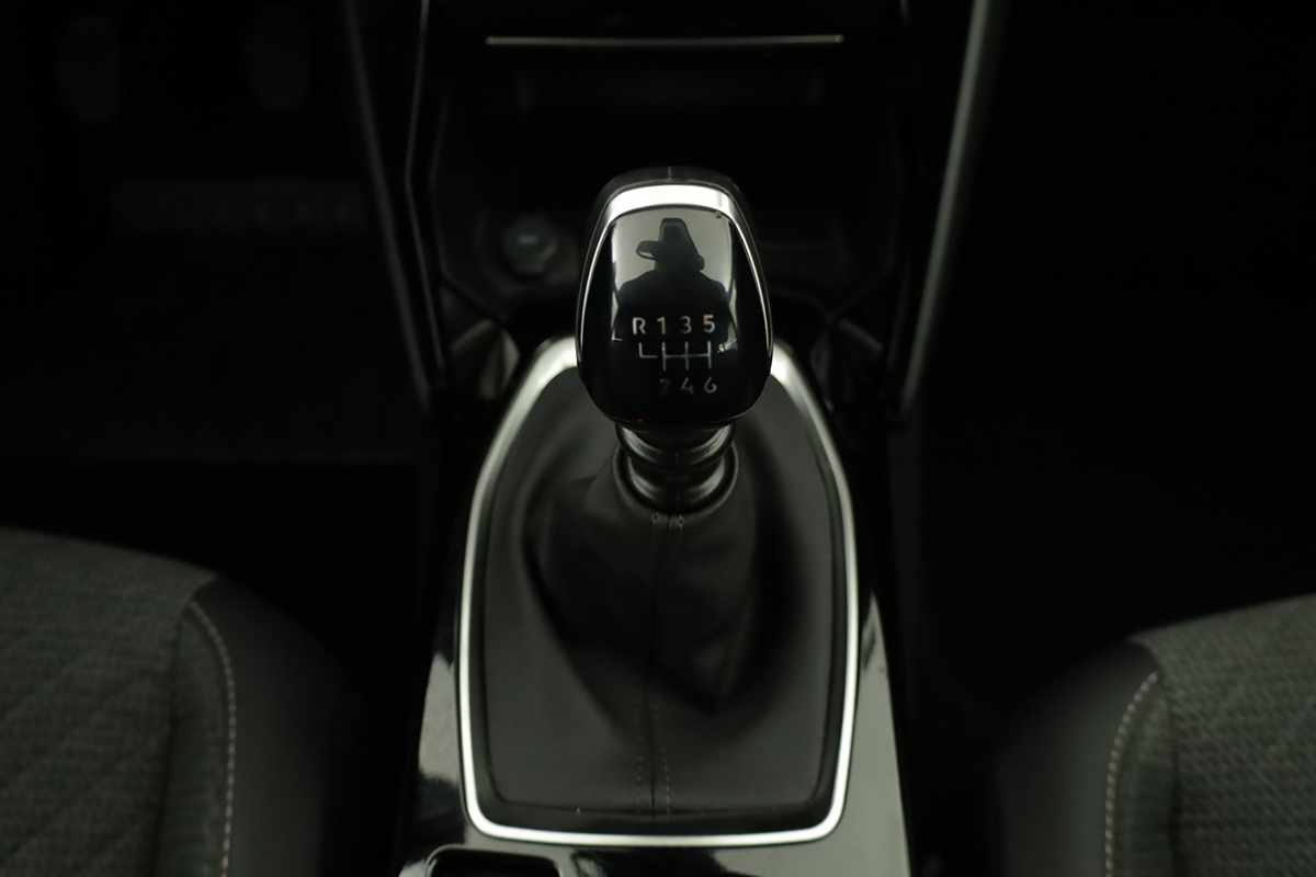 peugeot-2008-2025-gasolina-1199cc