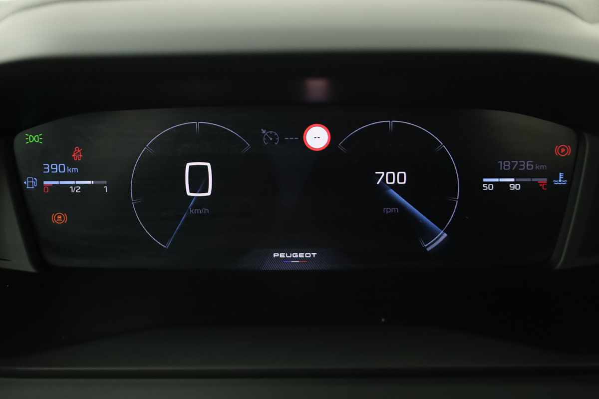 peugeot-2008-2025-gasolina-1199cc
