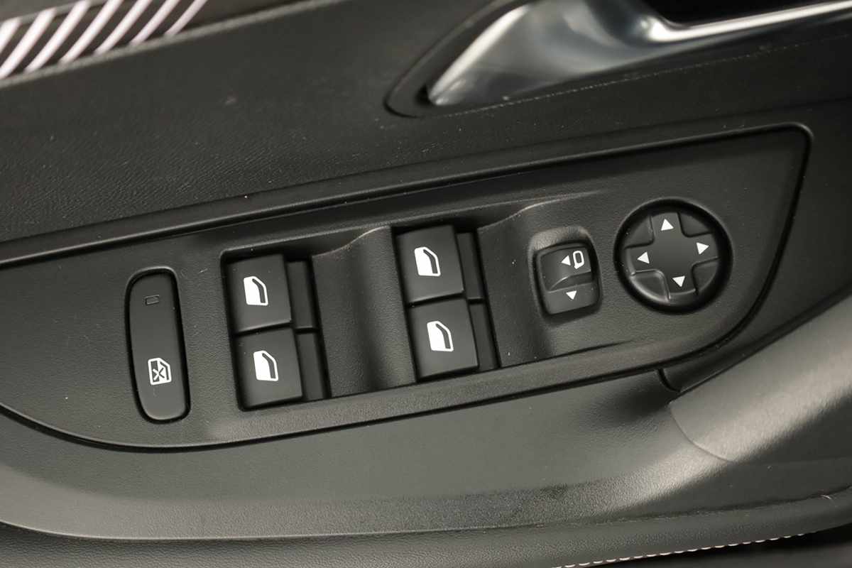 peugeot-2008-2025-gasolina-1199cc