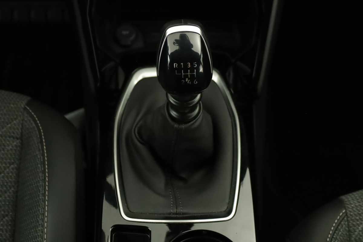 peugeot-2008-2025-gasolina-1199cc