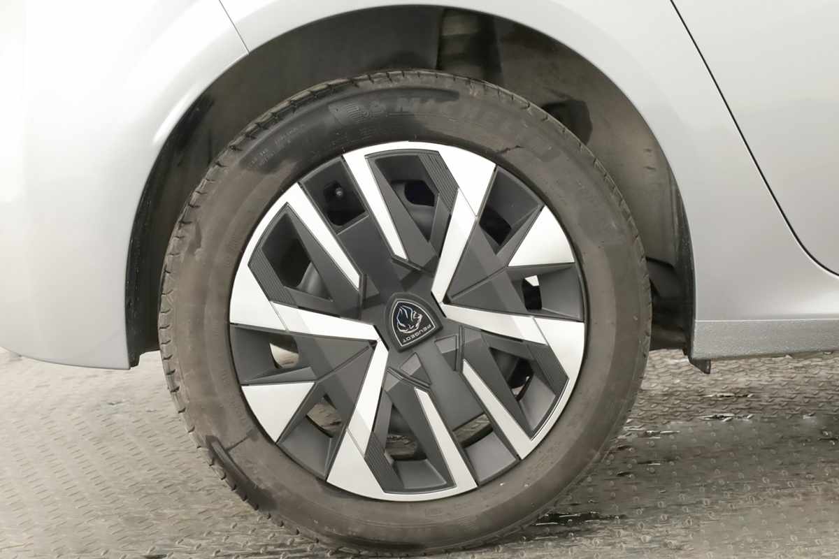 peugeot-208-2025-gasolina-1199cc