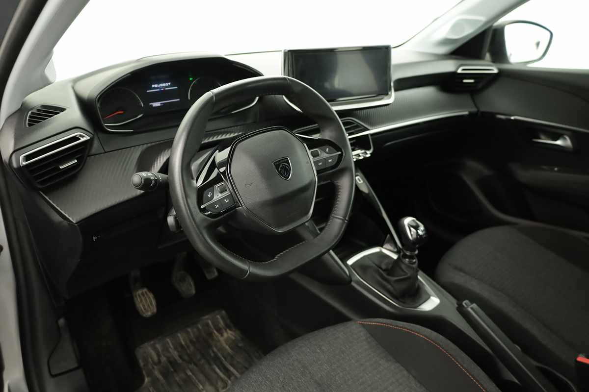 peugeot-208-2025-gasolina-1199cc