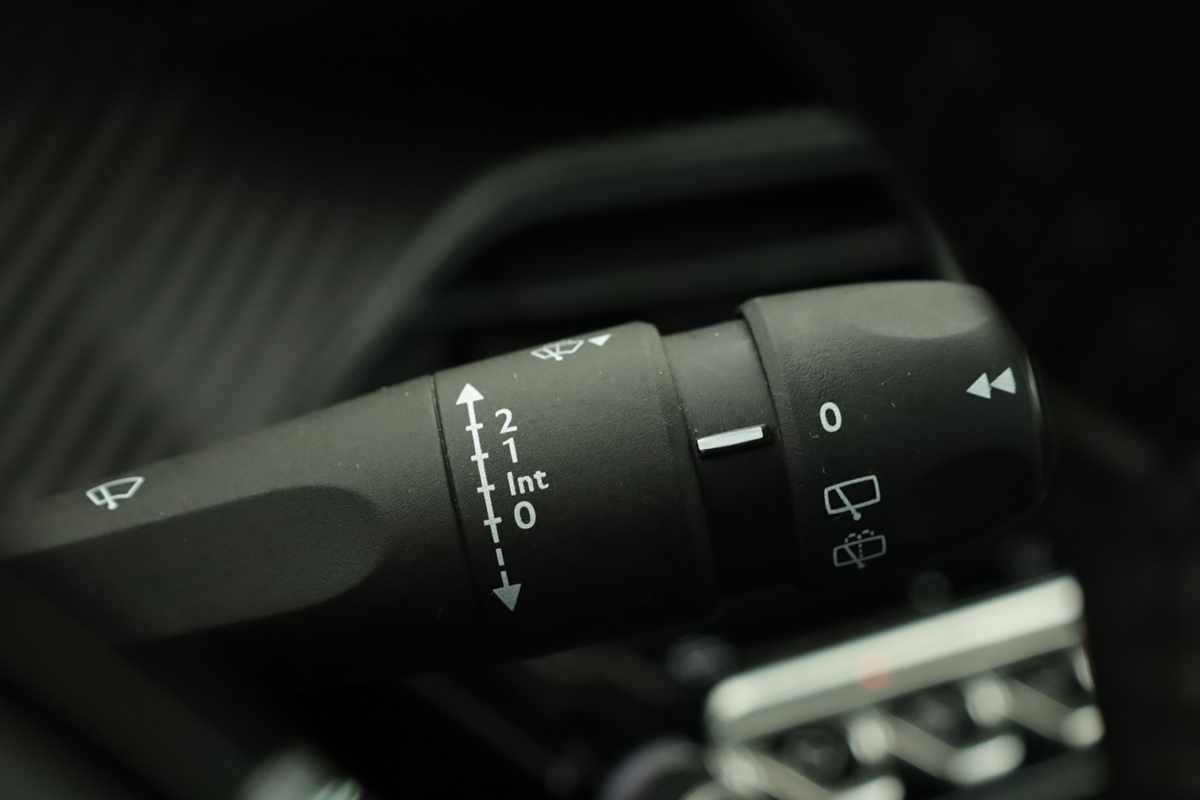 peugeot-208-2025-gasolina-1199cc
