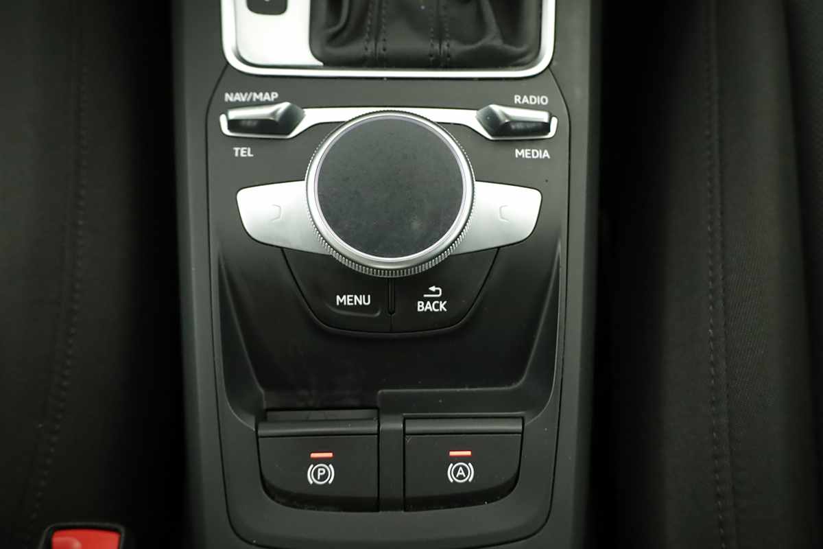 audi-q2-2023-gasolina-1498cc