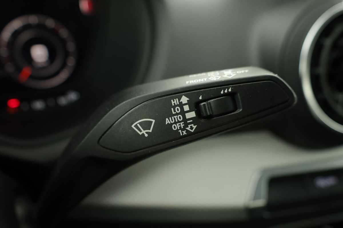 audi-q2-2023-gasolina-1498cc