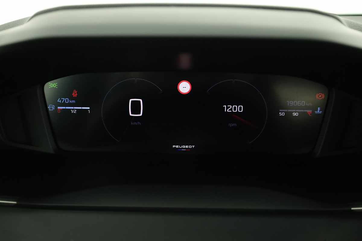 peugeot-208-2025-gasolina-1199cc