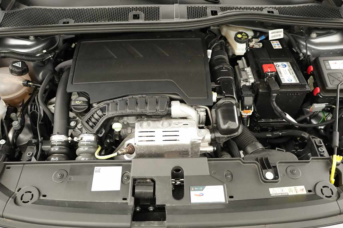 peugeot-208-2025-gasolina-1199cc