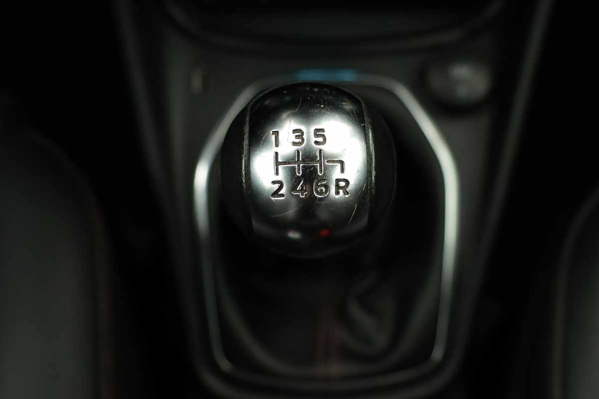 ford-puma-2023-gasolina-998cc