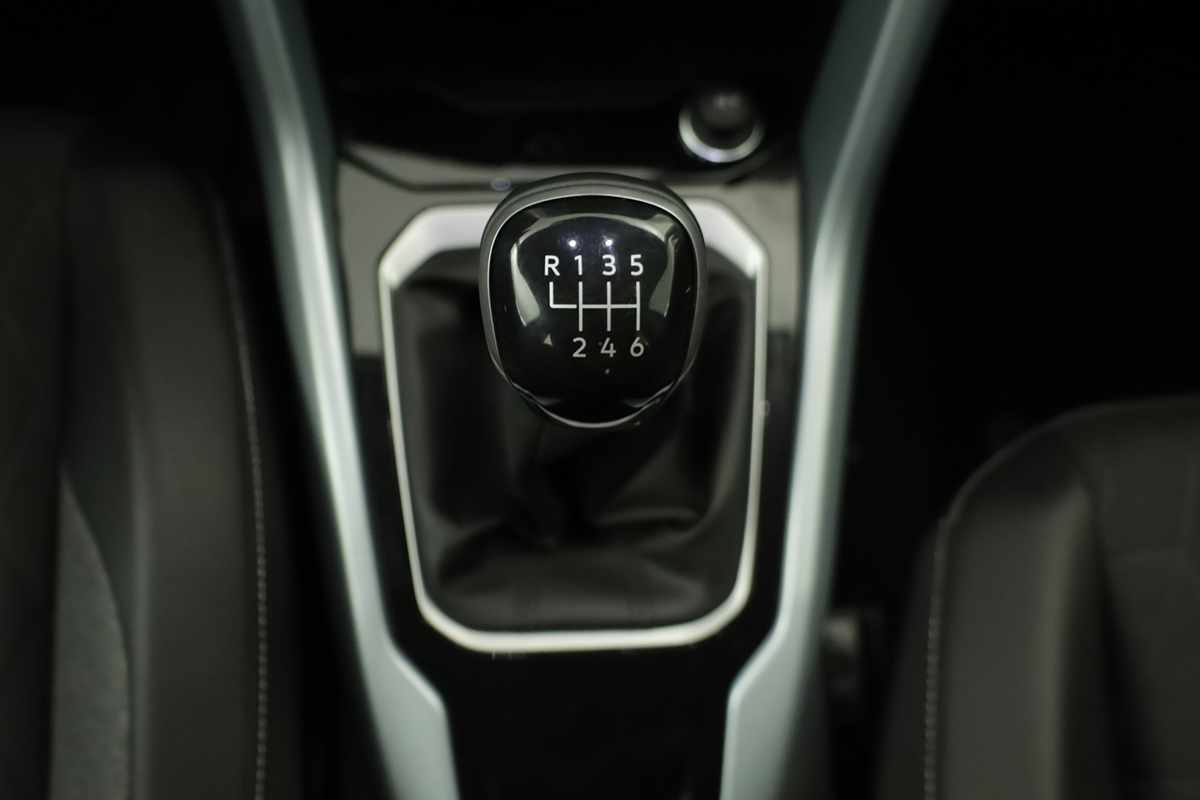 volkswagen-t-roc-2025-gasolina-999cc