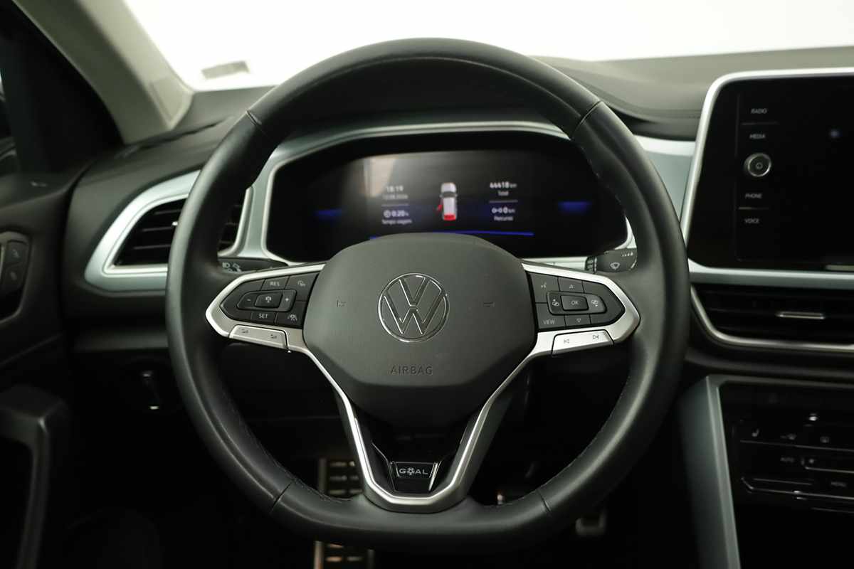 volkswagen-t-roc-2025-gasolina-999cc