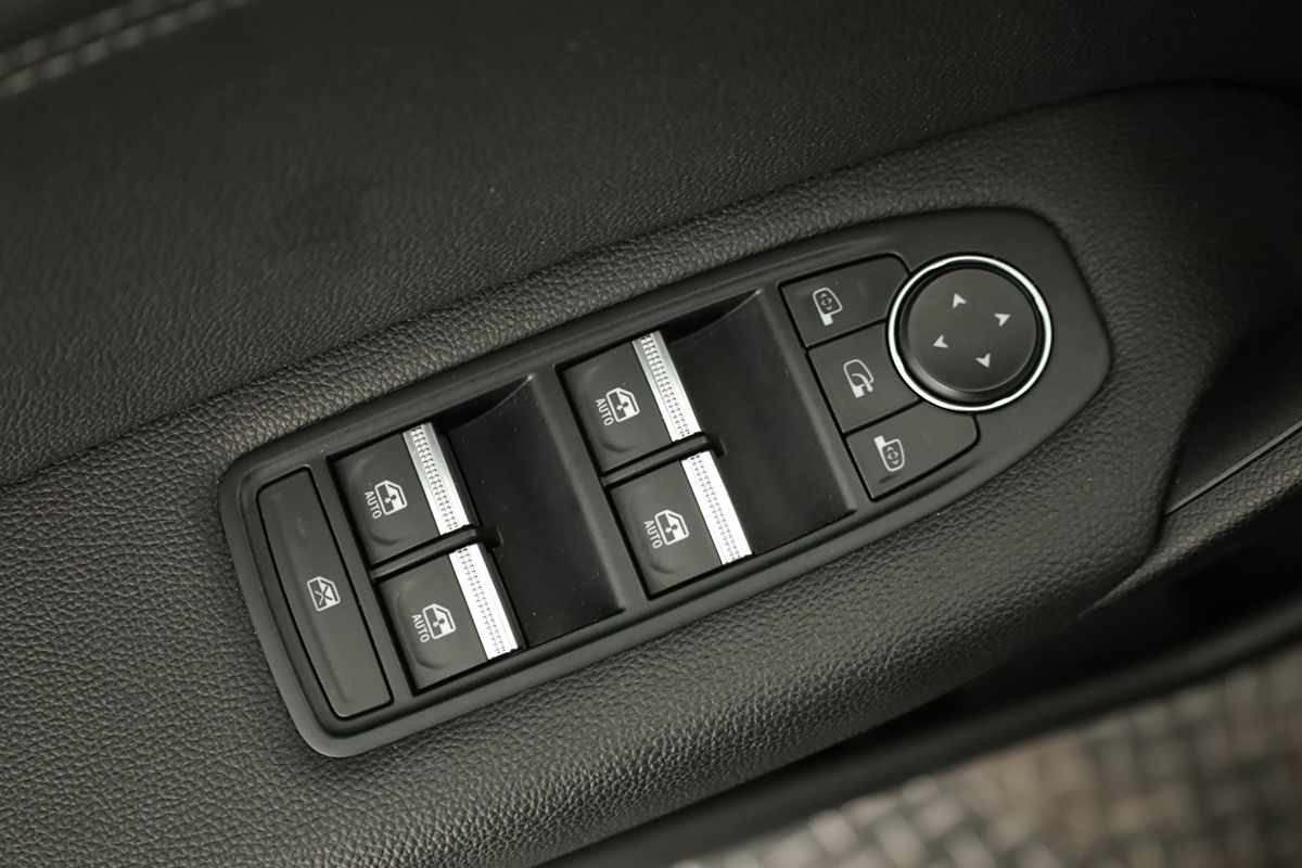 renault-captur-2024-gasolina-999cc
