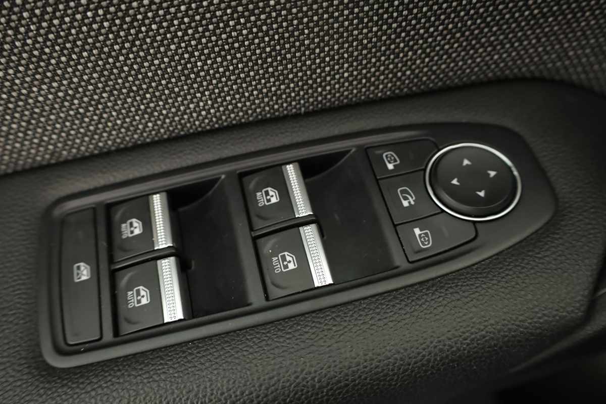 renault-captur-2024-gasolina-999cc