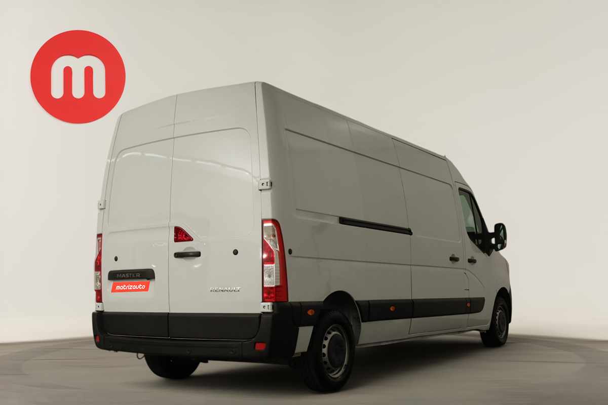 renault-master-2022-diesel-2299cc