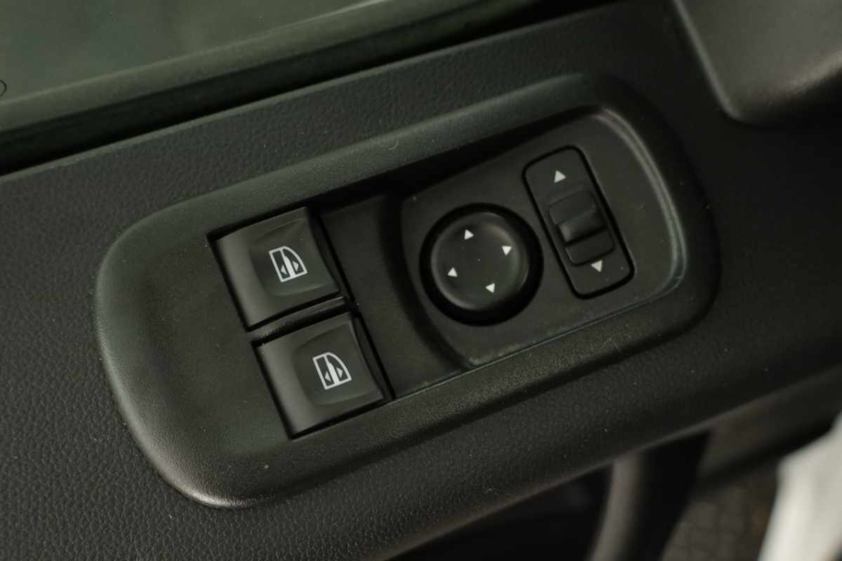 renault-master-2022-diesel-2299cc