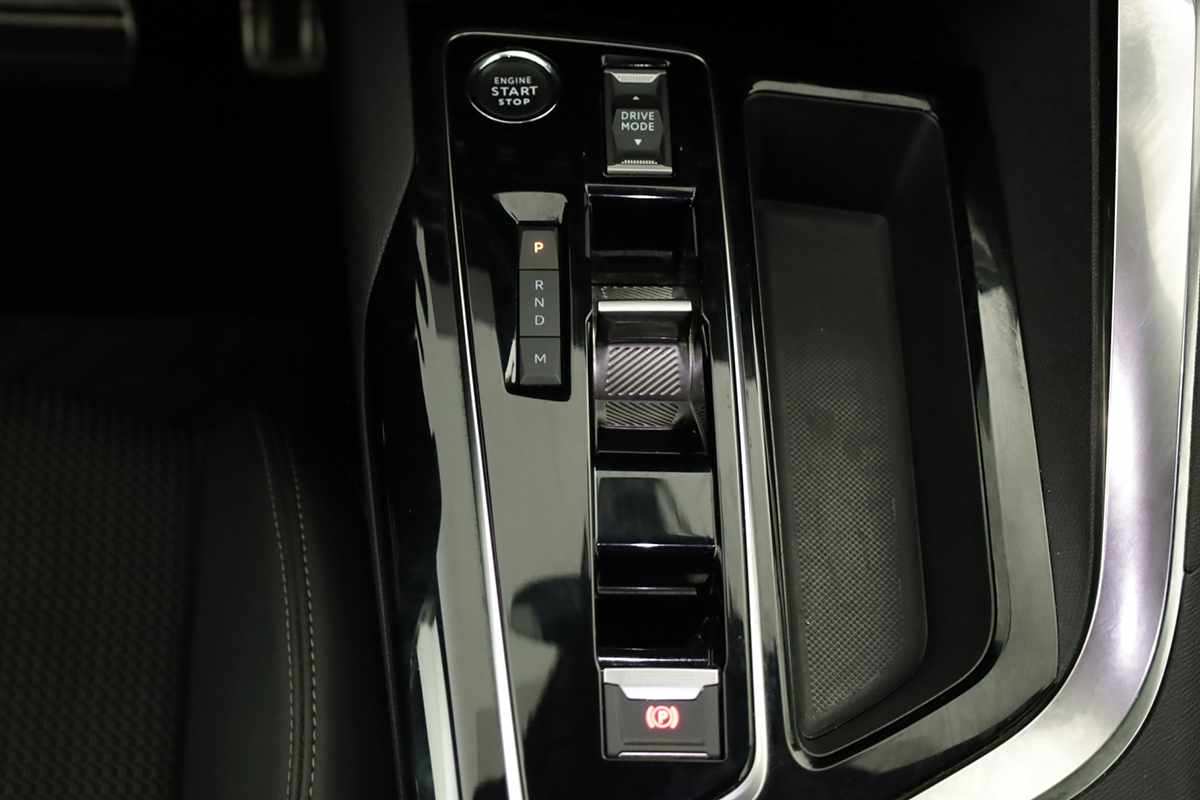 peugeot-3008-2024-gasolina-1199cc