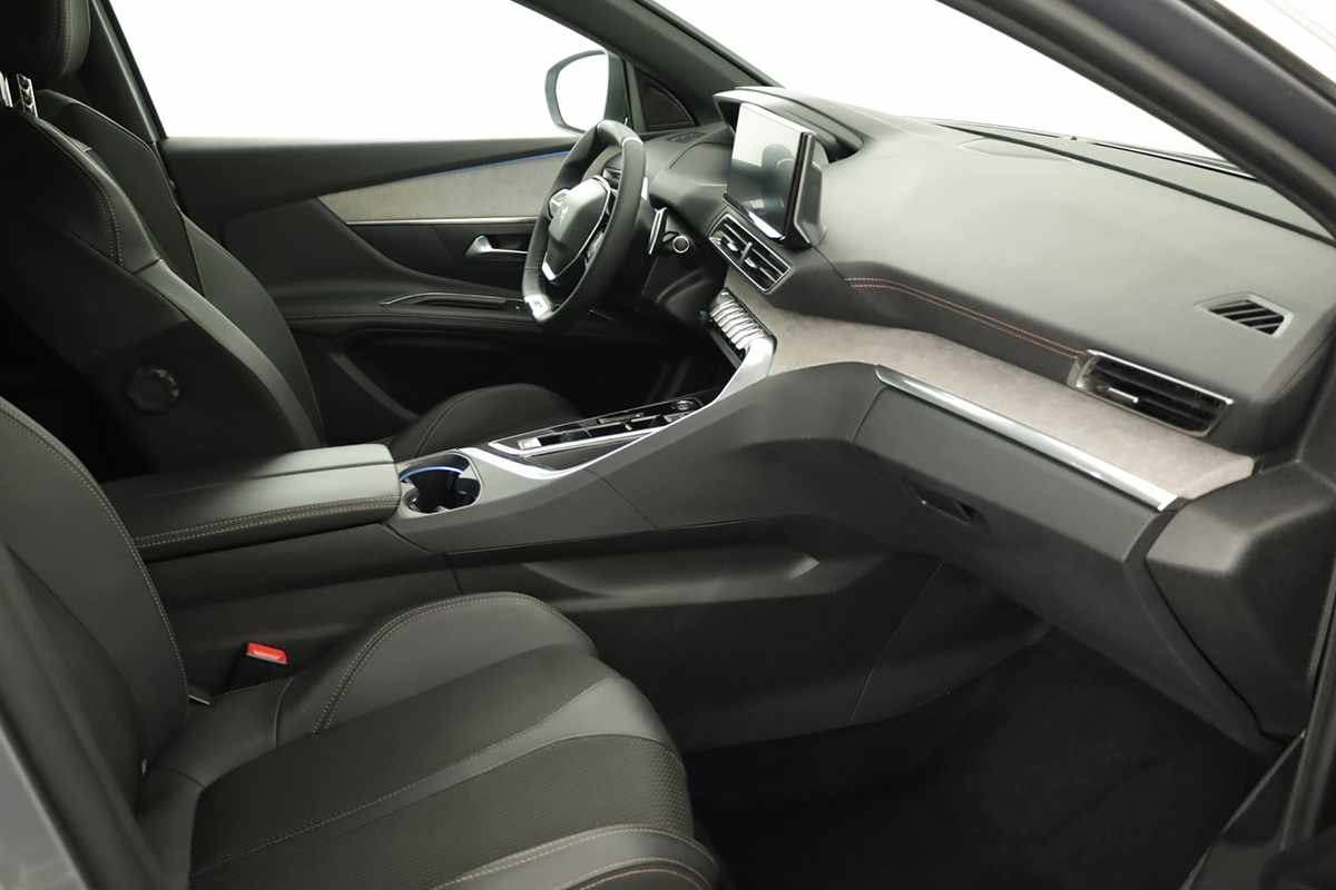 peugeot-3008-2024-gasolina-1199cc