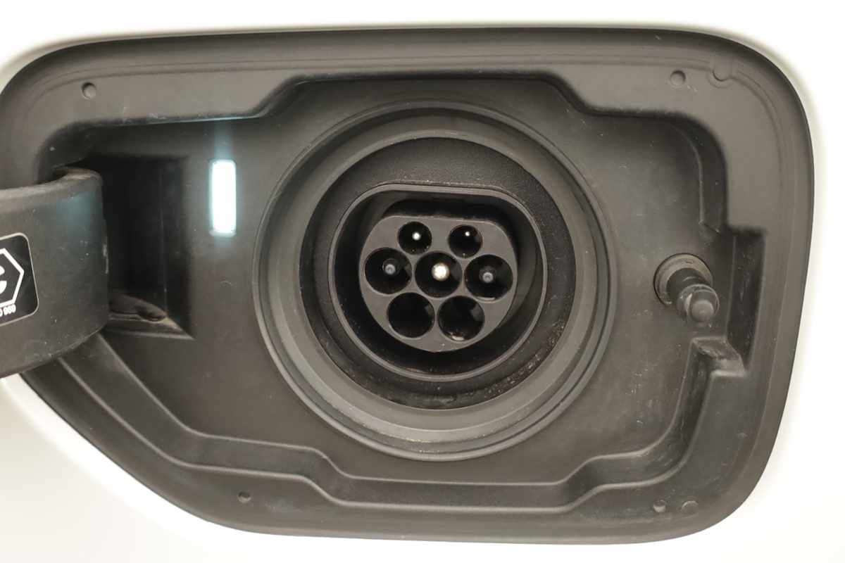 bmw-serie-3-2024-hibrido-a-gasolina-1998cc