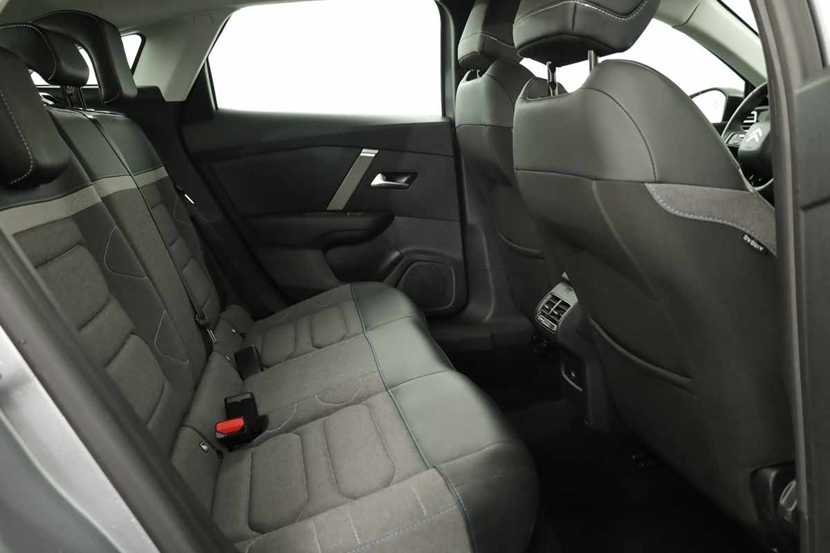 citroen-c4-2024-gasolina-1199cc