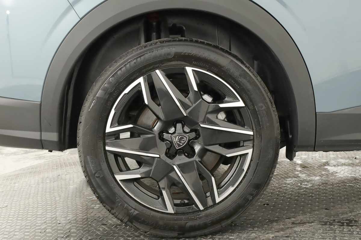 peugeot-5008-2025-gasolina-1199cc