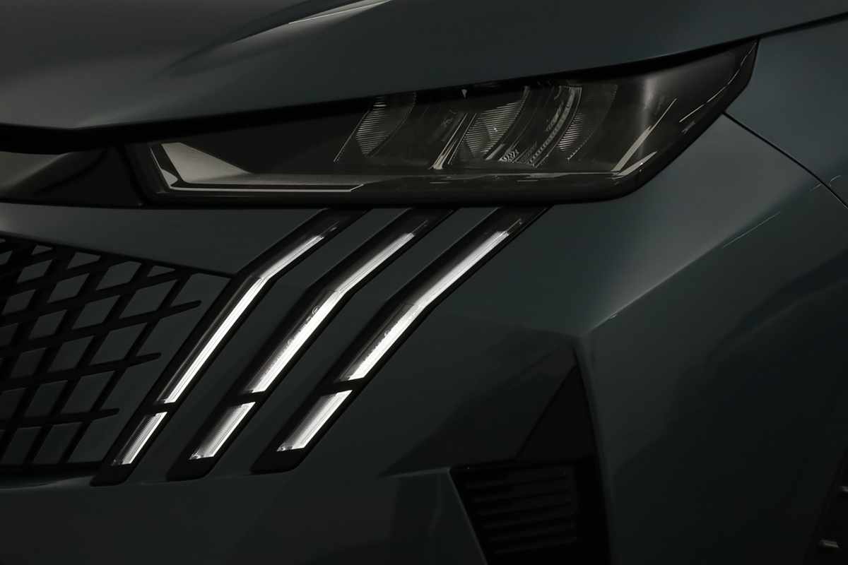 peugeot-5008-2025-gasolina-1199cc