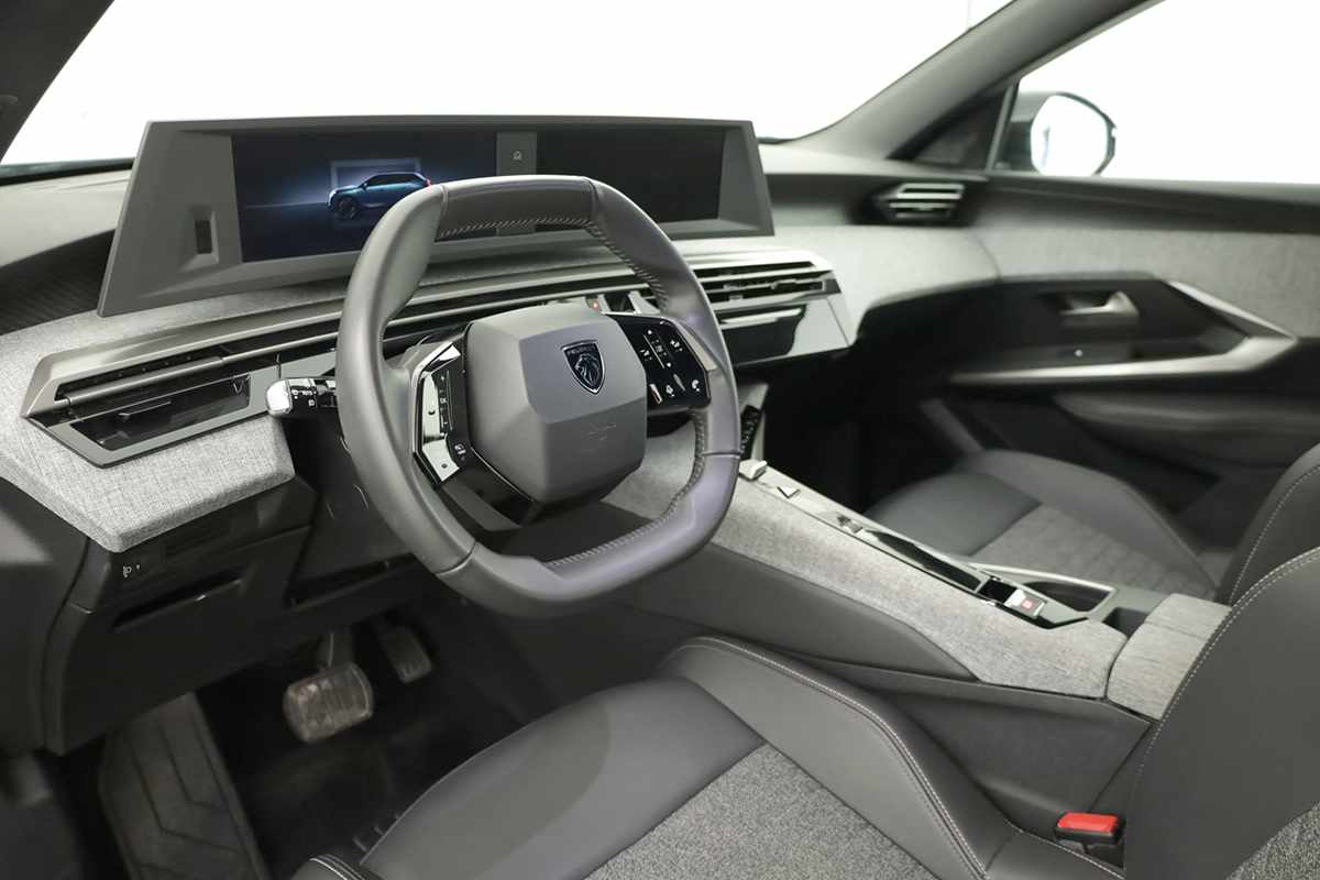 peugeot-5008-2025-gasolina-1199cc