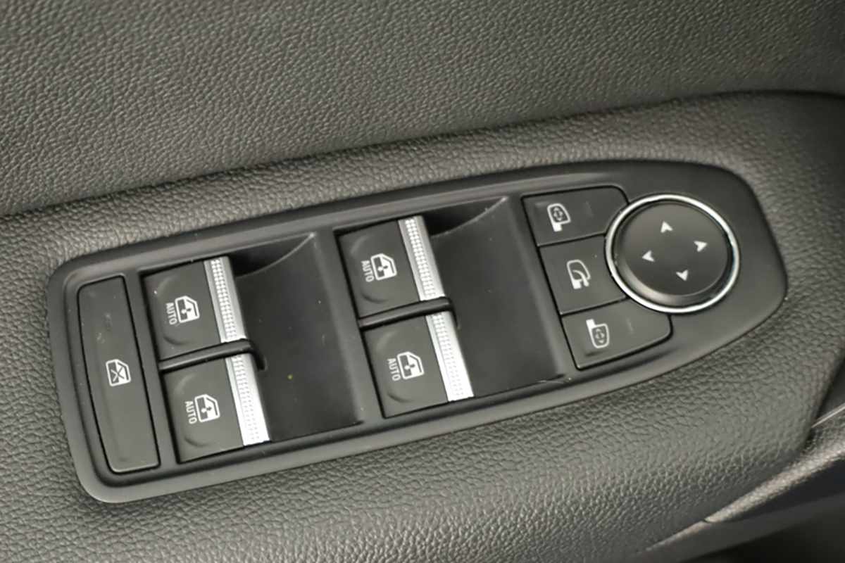 renault-captur-2024-gasolina-999cc