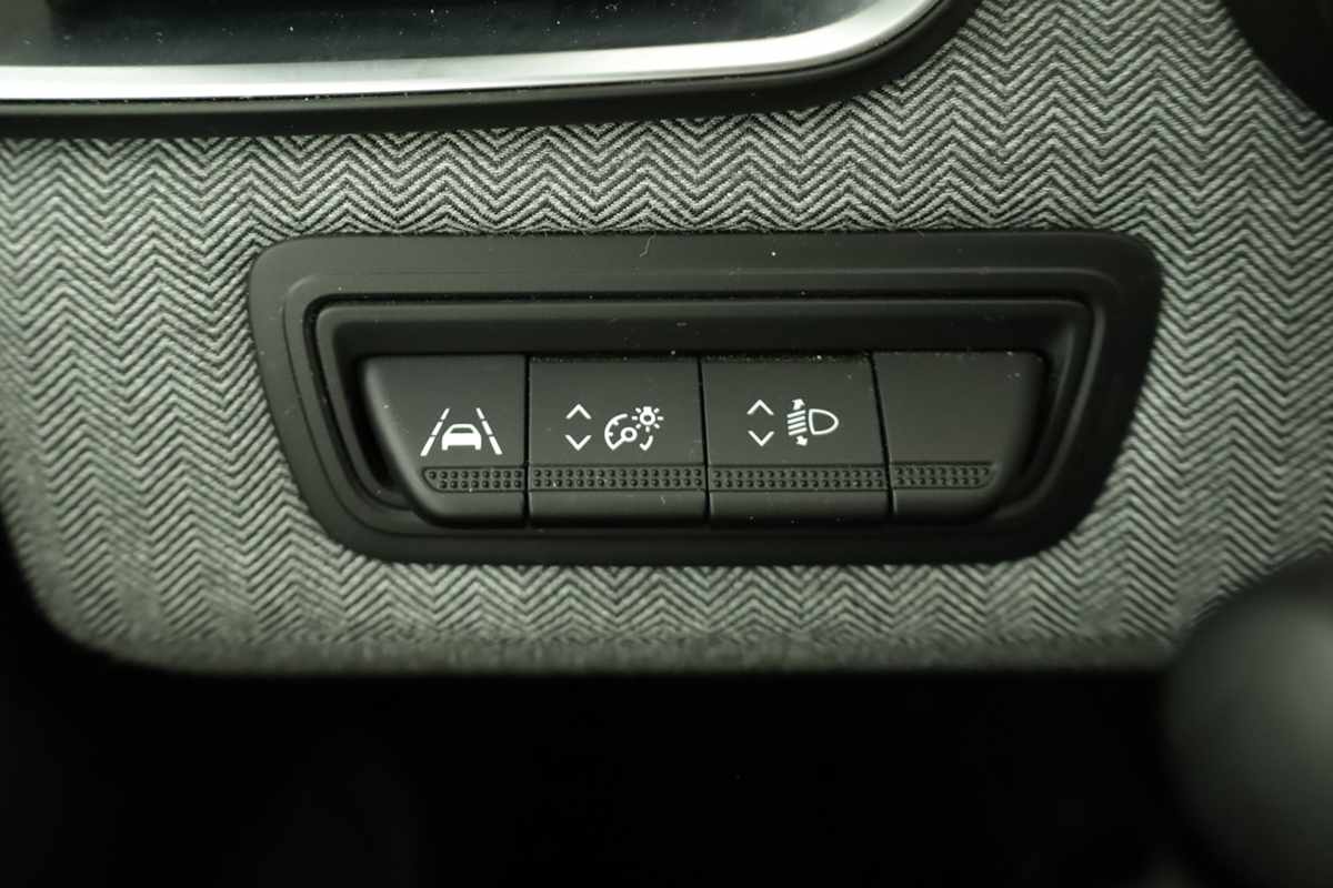 renault-clio-2024-gasolina-999cc